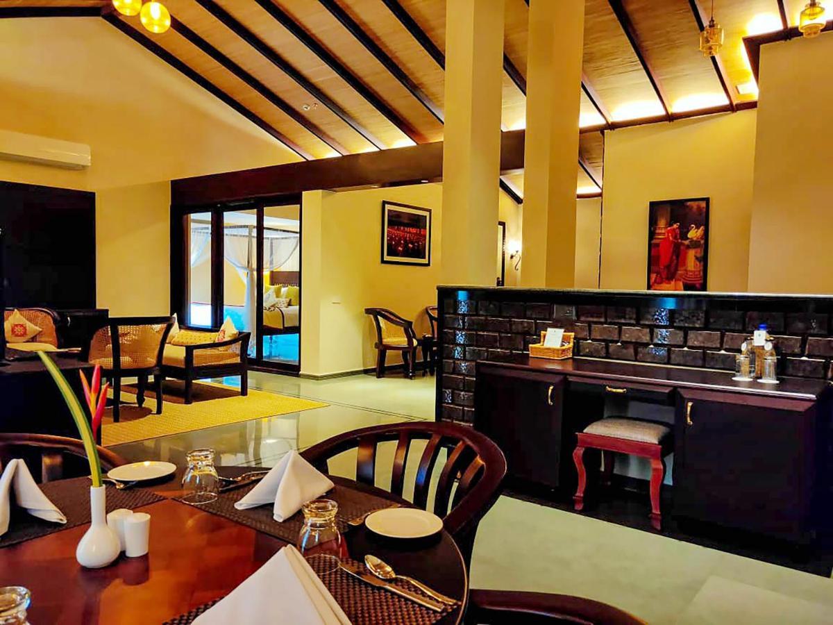 Niraamaya Wellness Retreats Backwaters And Beyond Кумараком Экстерьер фото