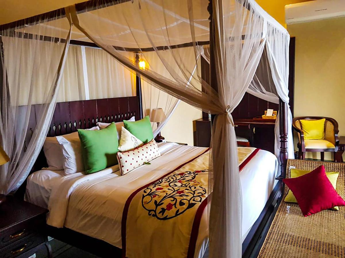 Niraamaya Wellness Retreats Backwaters And Beyond Кумараком Экстерьер фото