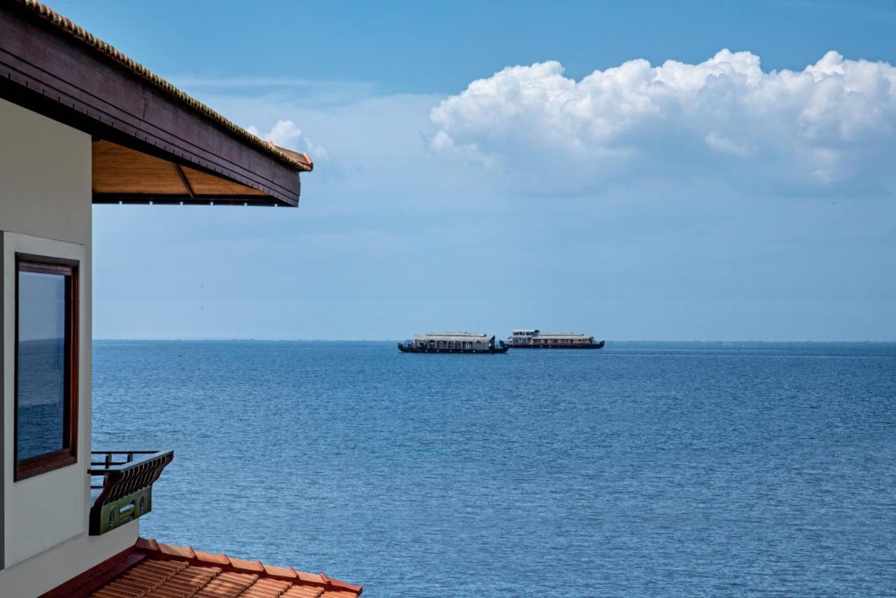 Niraamaya Wellness Retreats Backwaters And Beyond Кумараком Экстерьер фото